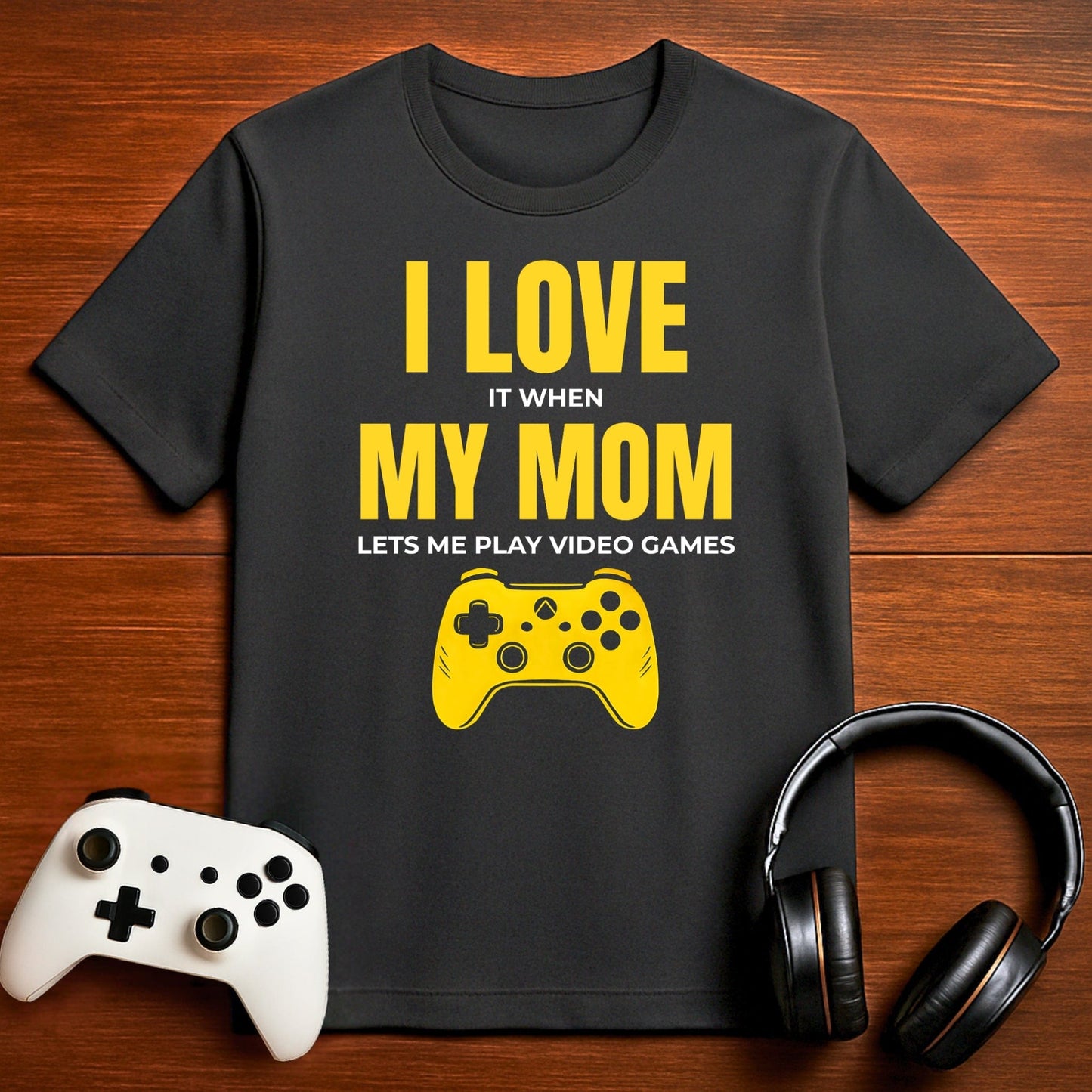 T-Shirt Dark Grey Heather / S Mom Said Yes to Gaming T-shirt